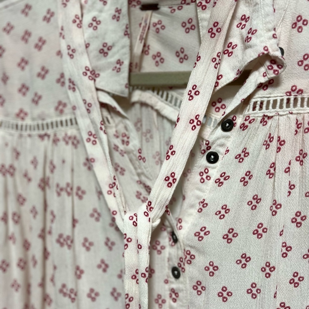Cotton top with batik print - Picture 3 of 8
